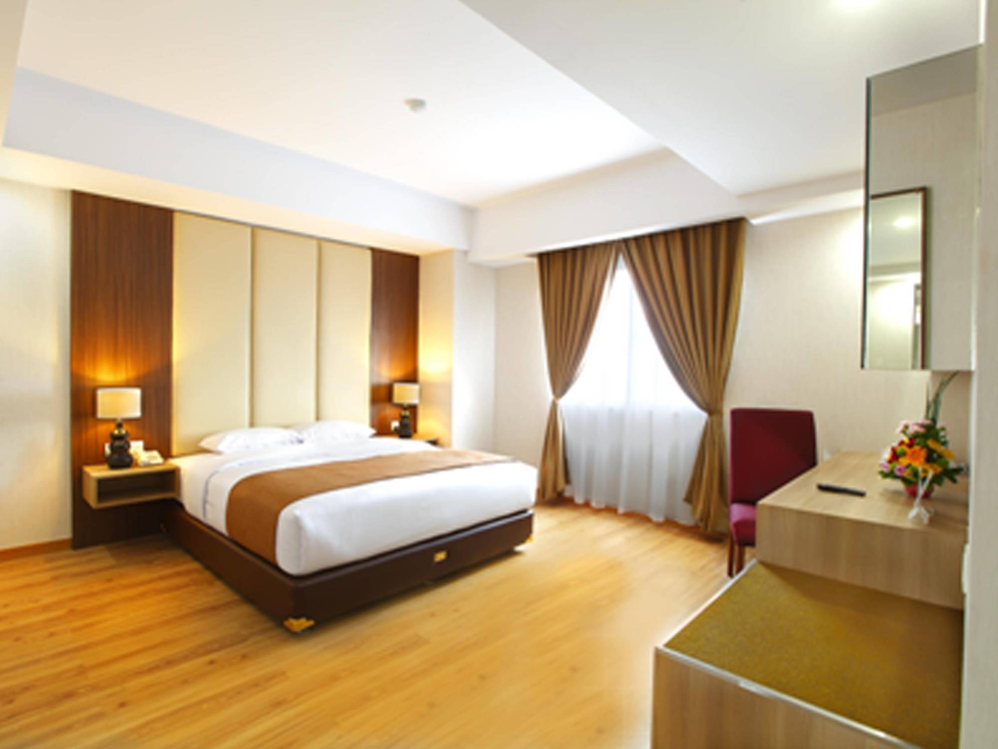 Orchardz Hotel Bandara Тангеранг Екстер'єр фото
